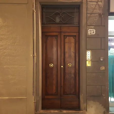 Il Giglio Apartment Florence